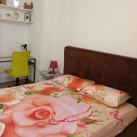 Aperriton Apartment Athens Ngoại thất bức ảnh