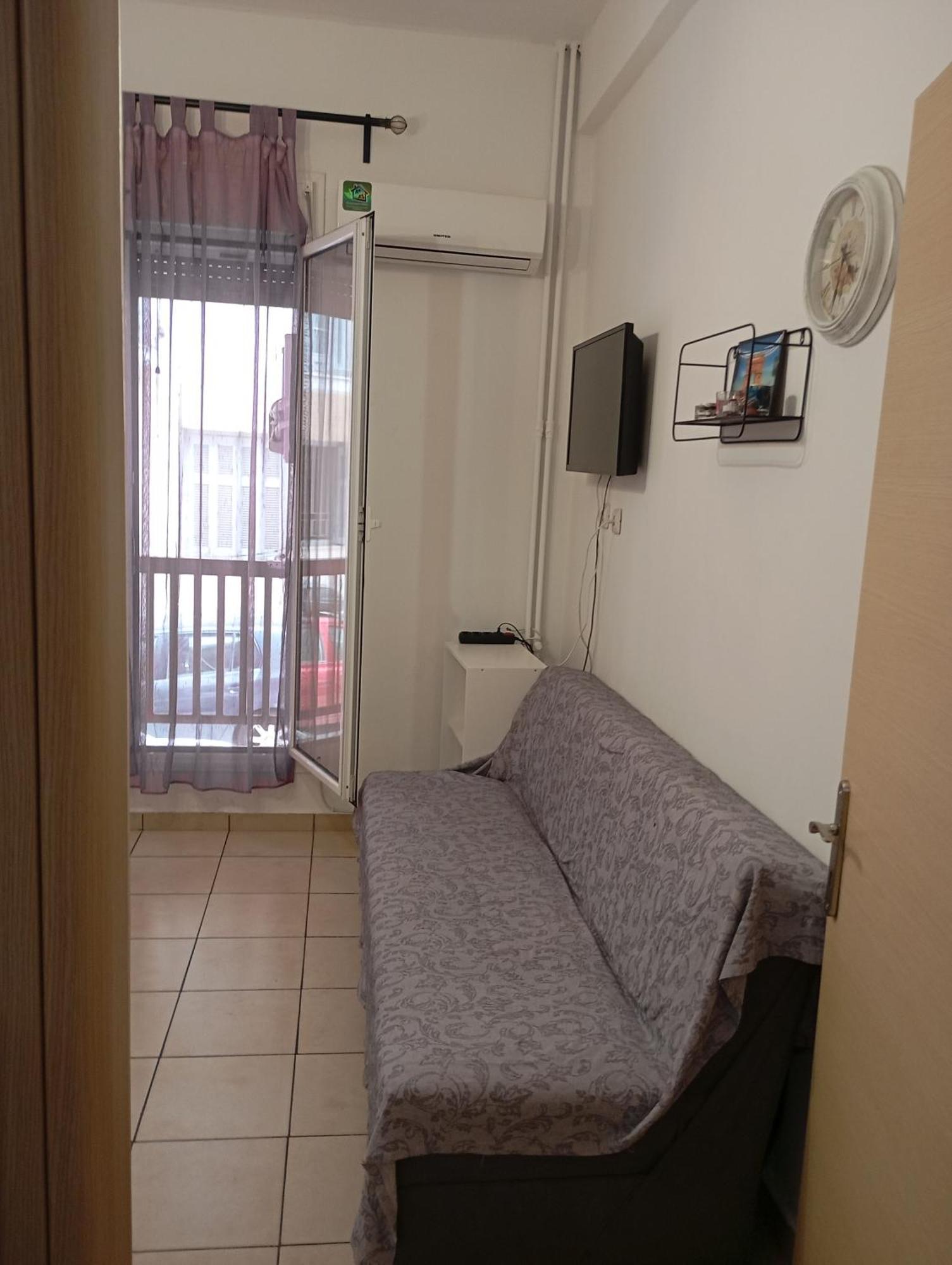 Aperriton Apartment Athens Ngoại thất bức ảnh
